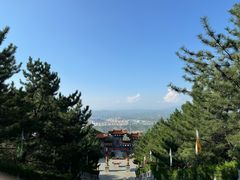 -鸡鸣山旅游景区