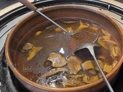 -阿山卓·野生菌火锅·纳西火塘烤肉