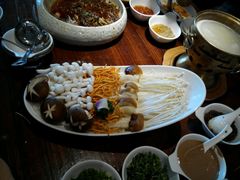 -慢丽江·云南野生菌土鸡锅(付家庄店)