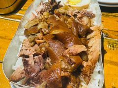 招牌肘子浇汁米饭-有肉食·虎九闽菜(798艺术区店)