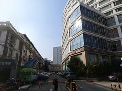 -天悦九龙大厦-停车场