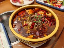 -鑫淼餐饮娱乐中心(江东街店)