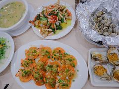 -鹏城人家海鲜酒家·23年老字号(较场尾店)