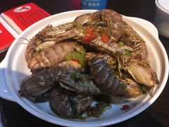 赖尿虾有膏-三妹小龙虾·黄油蟹(华侨城总店)