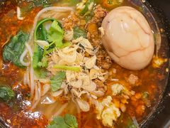 -全季酒店(重庆李子坝牛角沱地铁站店)