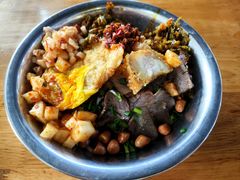 牛肉锅烧煎蛋卤粉-李氏紫竹林卤粉(火车站店)