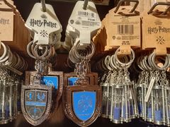 -九又四分之三站台哈利波特商店