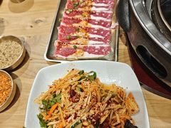-青瓦餐厅·生鱼片·韩园烤肉(西塔店)