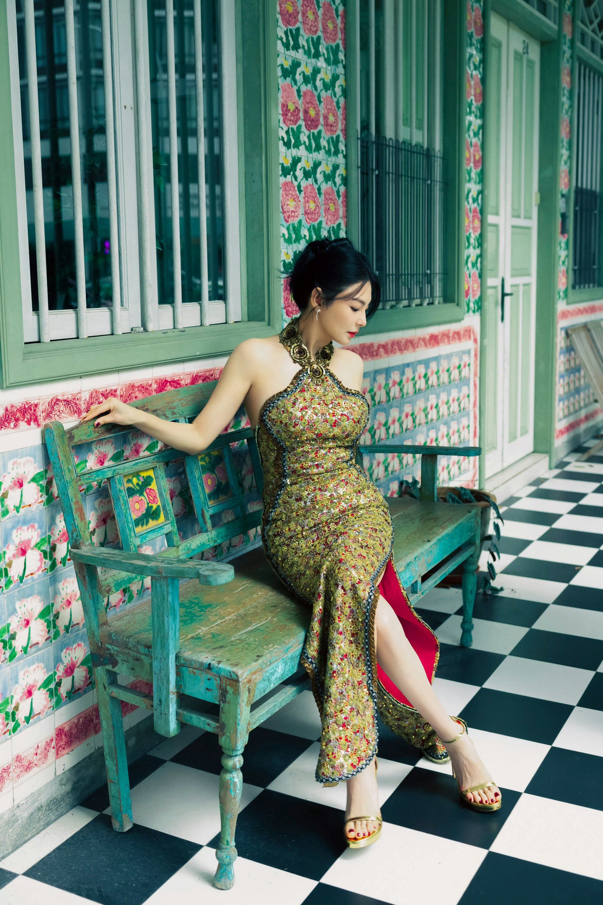 张雨绮清新俊逸完美爆棚,气质典雅高贵!