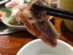 烤乳猪-农厨好味·温泉鹅·农家菜