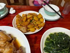 -芦茨金富饭庄·25年老字号·专做稻草鸡