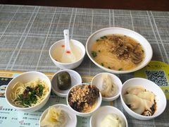 -正一涵老味道名小吃(广汉总店)