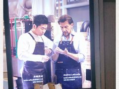 -瑞幸咖啡(118广场店)
