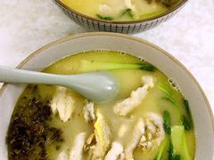 -明呈黄鱼面馆(斜土路店)