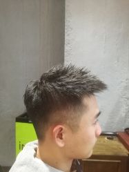 -侨治发型