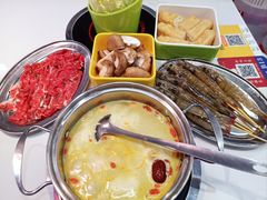 香菇-喜歪歪·平价海鲜市场小火锅(龙阳广场店)