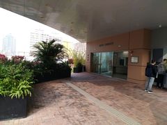 -香港大学