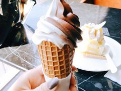 72%黑巧克力软冰淇淋-布歌东京(金融街购物中心店)