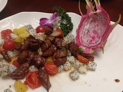 -百鸟朝凤宴会中心