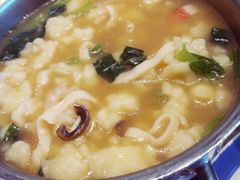 -圣河湾虾饺美食(站前店)