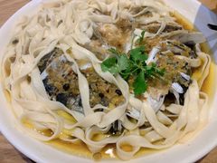 剁椒鱼头-老妈私房鱼头(欧洲城店)