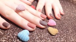 -沫儿·美甲美睫·半永久·皮肤管理