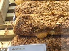 酥小脆-昆明冠生园·蛋糕·面包(南强街店)