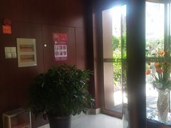 -青岛天瑞星空酒店