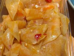 -三个四川人火锅(华联商厦店)