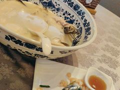 龙井虾仁-山外山菜馆(玉泉路店)
