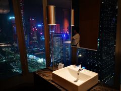 -深圳皇庭V酒店