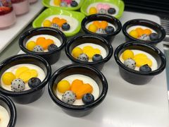 -亚洲国际大酒店·云顶阁旋转自助餐厅