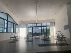 -无界瑜伽普拉提