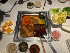 -海底捞火锅(长宁路龙之梦店)