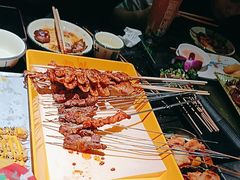 -依呀呀ktv烧烤小串(中山西路店)