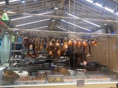 面包甜点陈列柜-狮头牌卤味研究所·卤味饭(花城汇南区店)