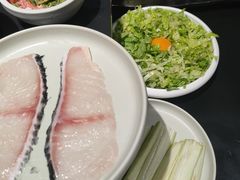 -牛牛和牛海鲜粥底火锅(长虹国际城店)