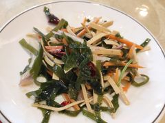 -鹤乡东北菜(崮山路店)