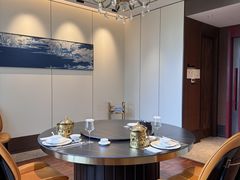-鼎泰亨·海鲜牛肉餐厅(滨江店)
