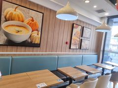 大堂-魏家凉皮(梨园店)