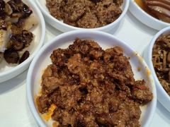 麻辣笼笼肉夹馍-关中闫记粉蒸肉(和平路店)