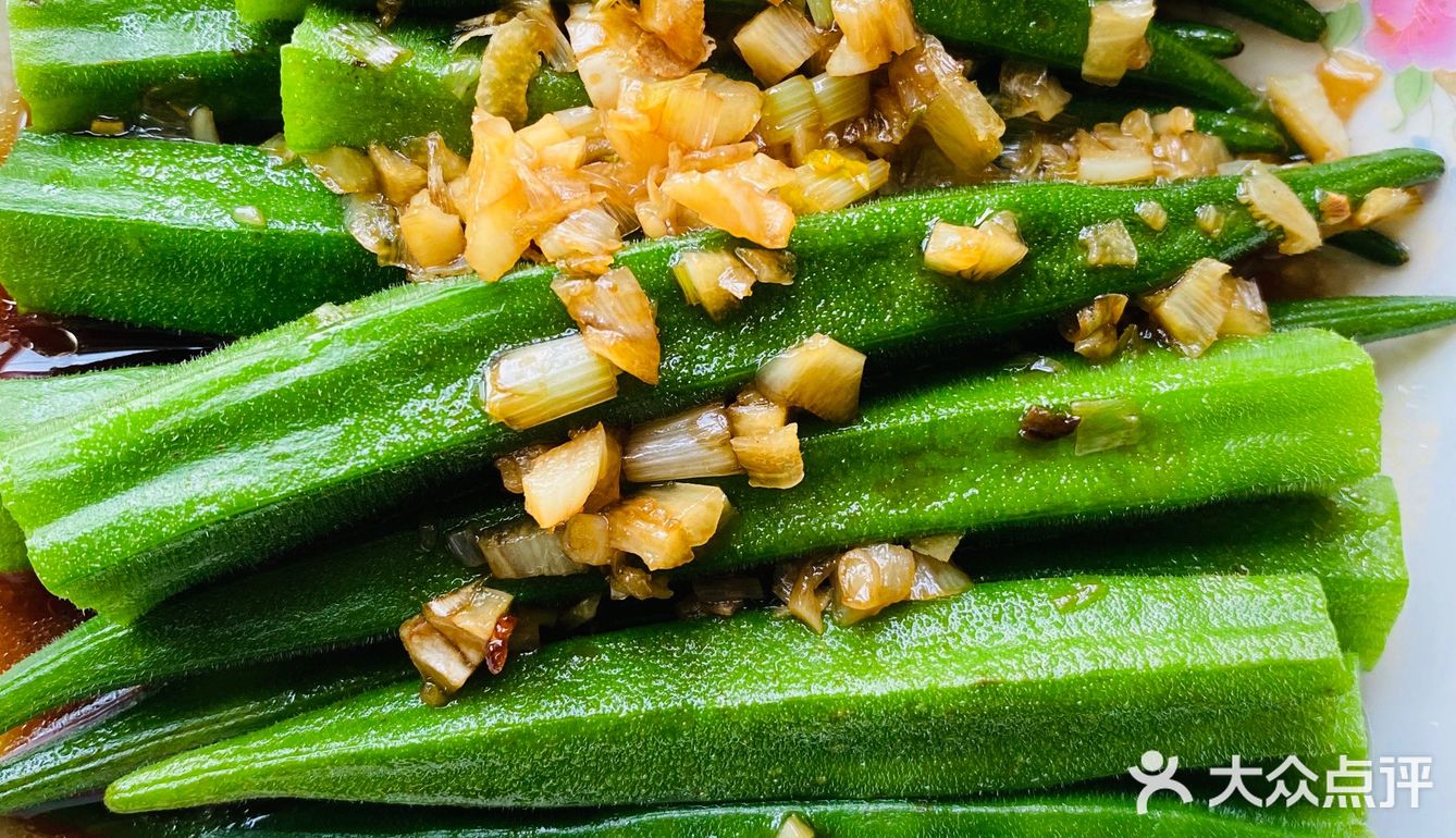 营养超快手的健康菜:蒜蓉秋葵
