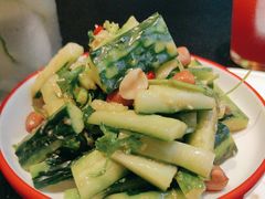 -辣尚瘾·烤鱼·新川菜(牡丹园直营店)