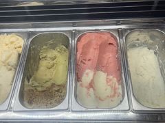 -极拉图·现制冰淇淋(大卫城店)