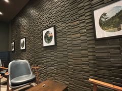 -星巴克臻选(南京金茂览秀城店)