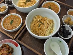-蟹上黄·蟹黄面·江南糖水(人民广场店)