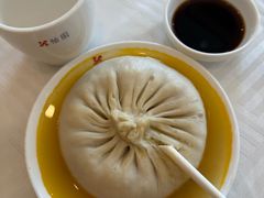 蟹黄汤包-怡园饭店-餐厅(四望亭店)