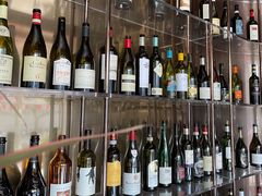 -wineapp葡萄酒餐吧(外滩金融中心店)