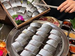 -围炉肉舍丹东海鲜烤肉·烤活鳗(步行街店)