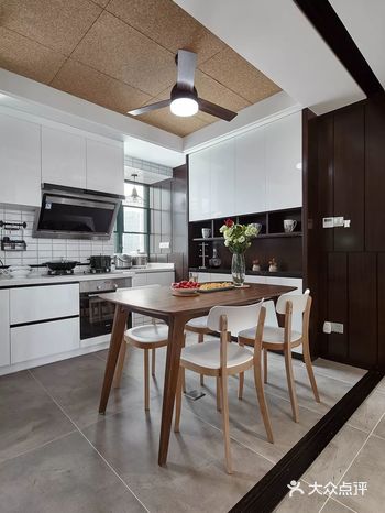 今日分享餐厨结合起来卫生间彻底干湿分离